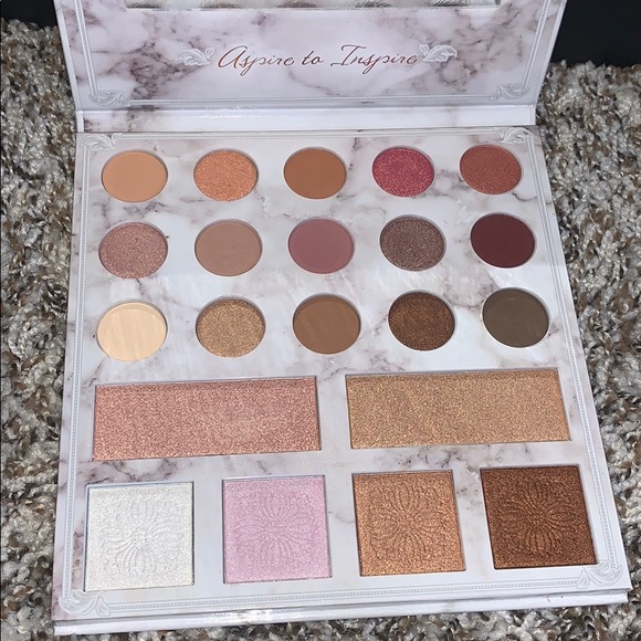 BH Cosmetics Other - bh Cosmetics Carli Bybel Deluxe Edition palette